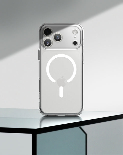 Spigen iPhone 17 Pro Max 保護殼 - Ultra Hybrid (MagFit)